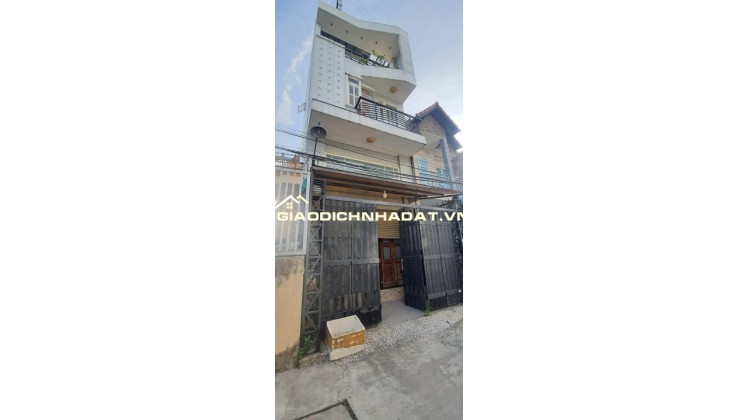 Cần tiền bán gấp căn nhà mặt phố cực phẩm tại đường Thọ Tháp
